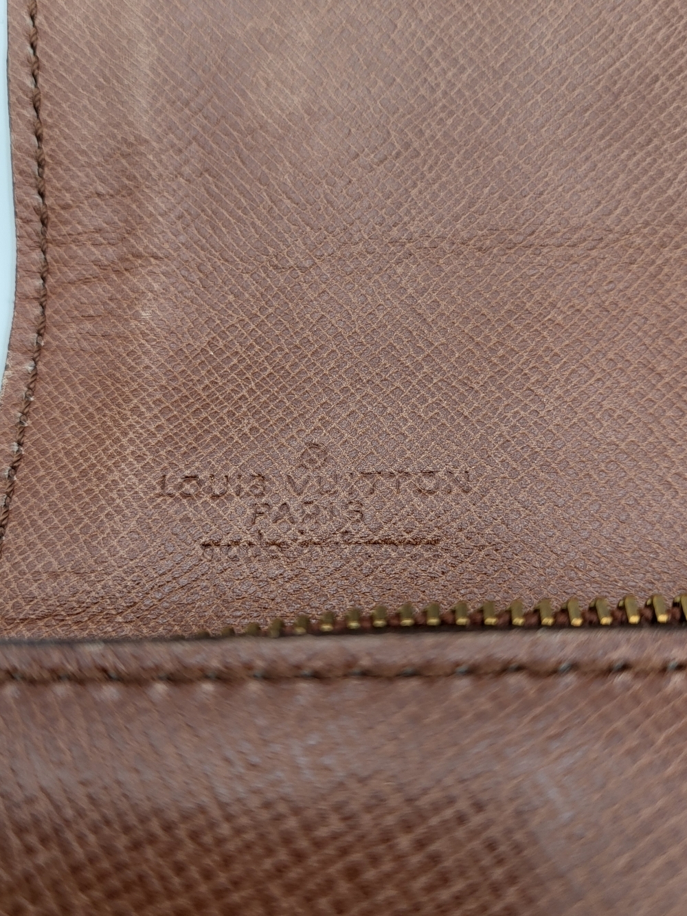 Louis Vuitton Rare Vintage Monogram Rond Point Shoulder Bag,,Authentic w/COA. - Picture 7 of 16